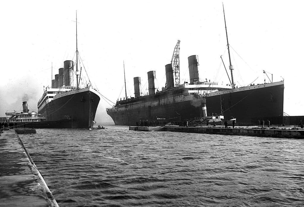 Океанские лайнеры "Олимпик" и "Титаник"
